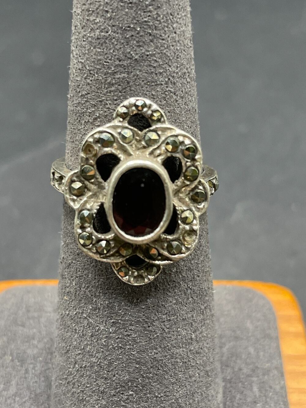 Vintage Sterling Silver 925 Art Deco Red Garnet And Marcasite Ring Sz 6